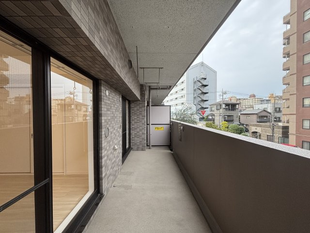 ライオンズステージ大島ウエストアクエアのバルコニー