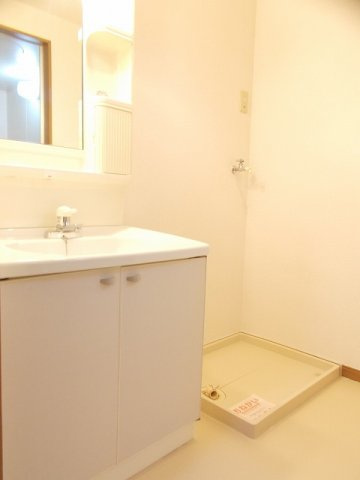 アルビトロＪの洗面所|洗面所です