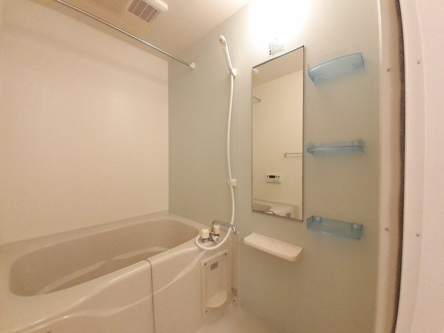 ＣＨＥＳＴＡ長江の浴室|お風呂で日々の疲れを落としましょう