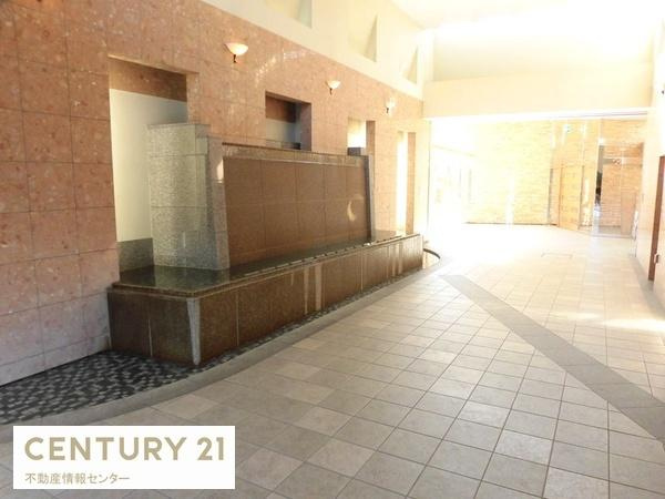 【エントランス】 | キングスクエアヴィルジア大阪