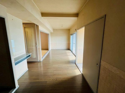 【居間・リビング】 | 忠岡アーバンコートＡ棟　中古マンション