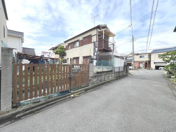 【前面道路含む現地写真】