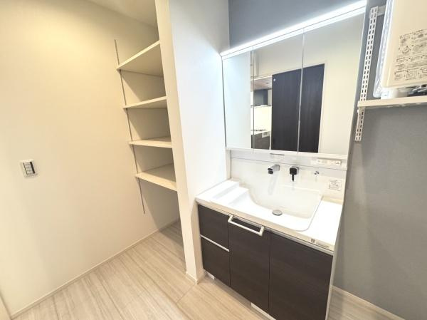 【独立洗面台】