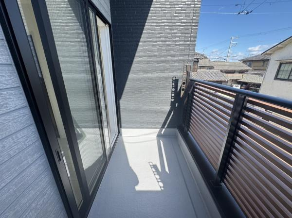 【バルコニー】