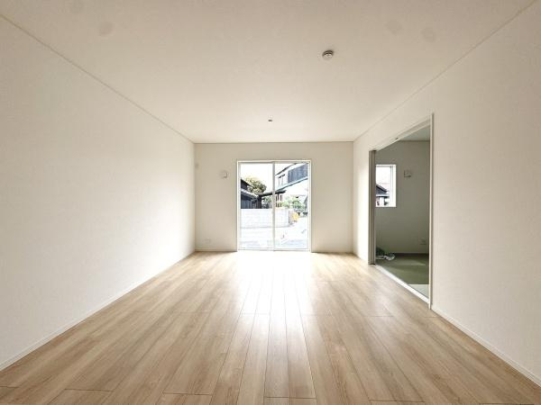 【居間・リビング】