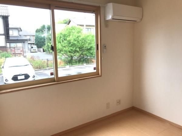 クレールコートの洋室