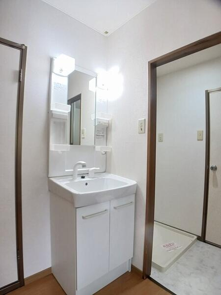 コーポセントムーンの洋室