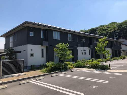 シェリール・ガーデン弐番館