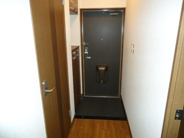 メゾン・パルティーダの玄関