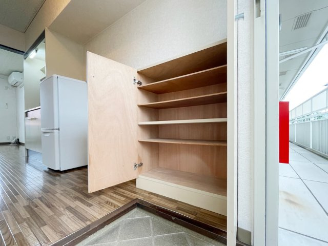 ヴィラ大菊の収納|入居中のため、別のお部屋です