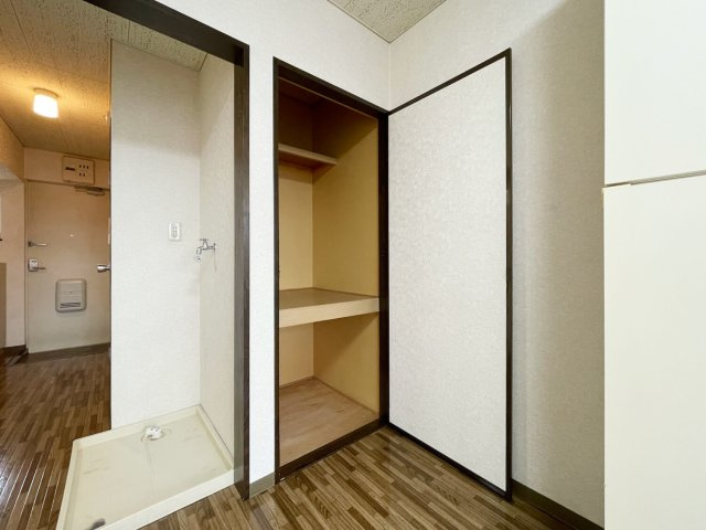 ヴィラ大菊の収納|入居中のため、別のお部屋です