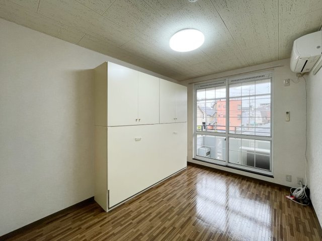 ヴィラ大菊の居間・リビング|入居中のため、別のお部屋です