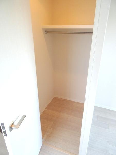 エステージ難波ＷＥＳＴの収納|★広い収納です★