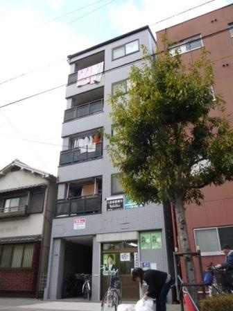 キャトルメゾン天野の外観|落ち着いた外観