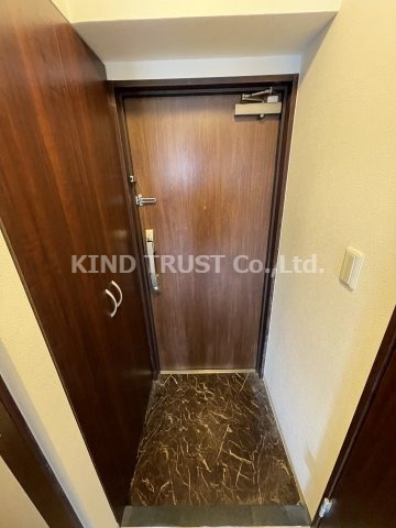 プレジオ中津の玄関|収納もある玄関です