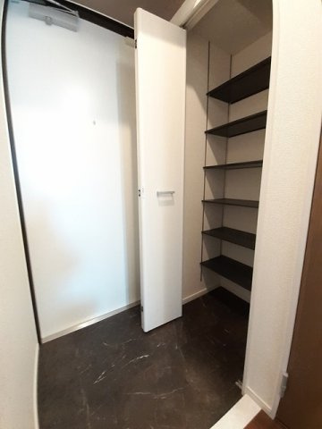 アビタシオン　グランデの玄関