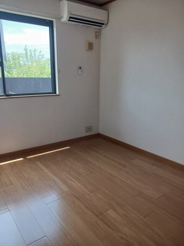 【洋室】 | グランデール花宗　壱番館