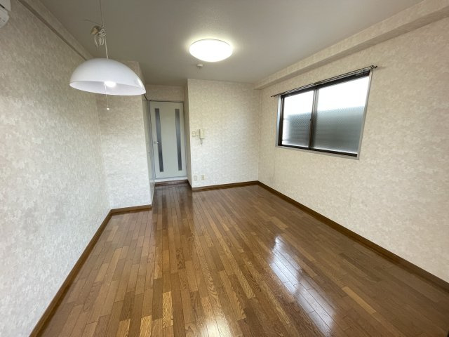 アポテッケン鳴尾の居間・リビング