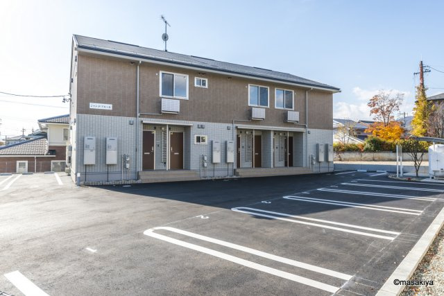 シャン・ド・フルールの外観