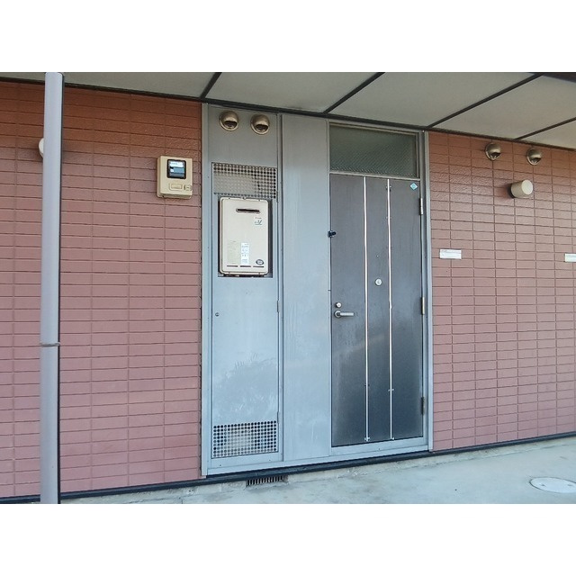 シャルマンBの玄関