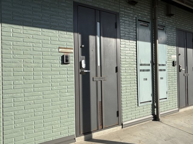 ホワイティ下馬　Ｂの玄関