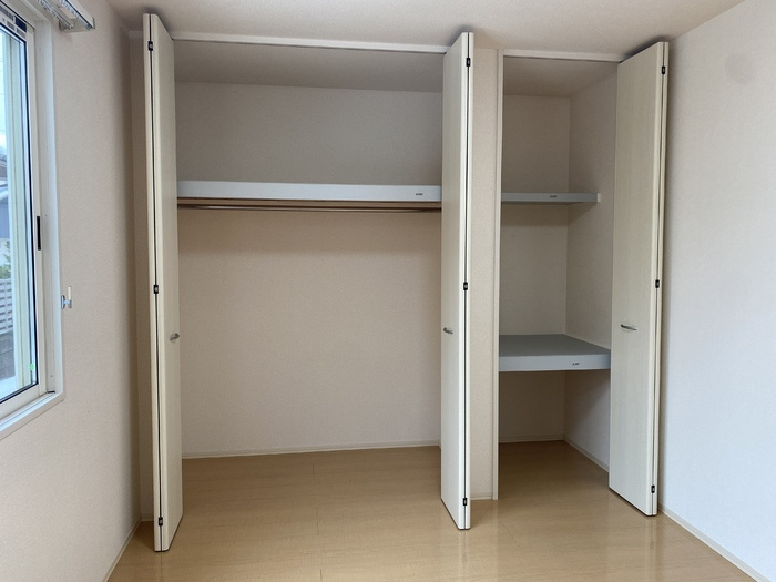 リビングタウン舟橋壱番館　Dの収納
