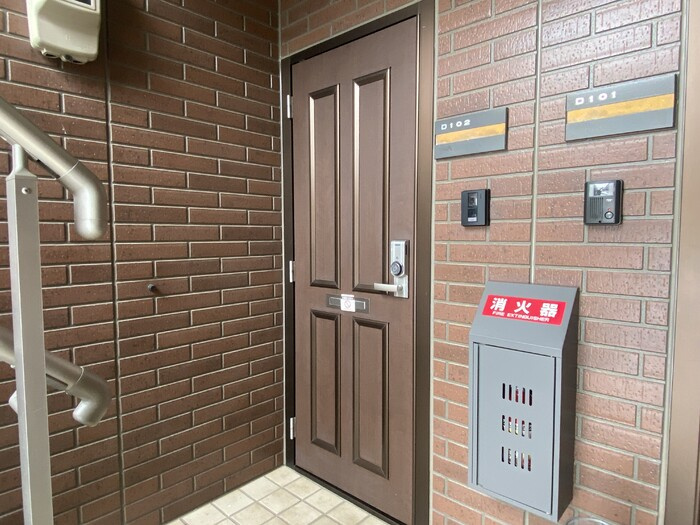 リビングタウン舟橋壱番館　Dの玄関