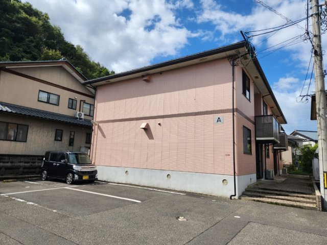 フローラルコート　Ａの外観