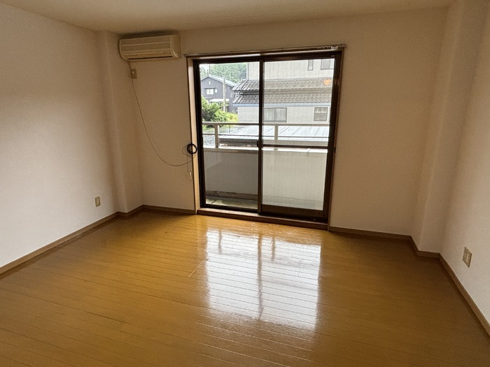 大安寺マンションの居間・リビング