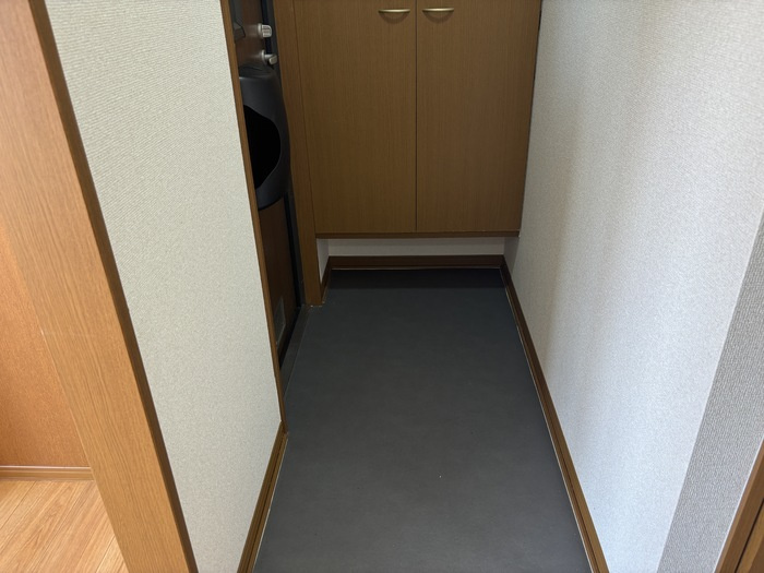 サンライフ北府の玄関