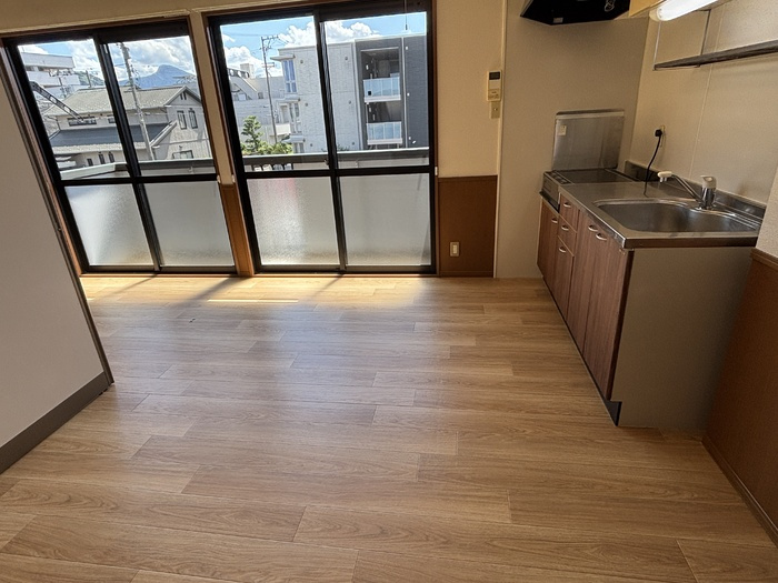 サンライフ北府