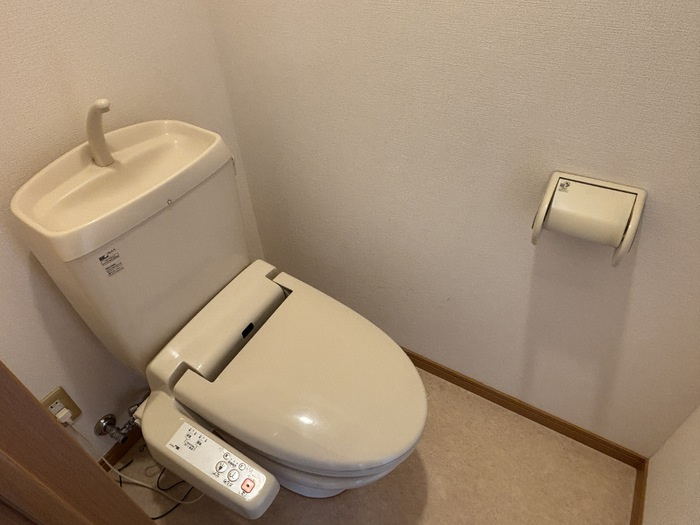 メゾンシャルムのトイレ