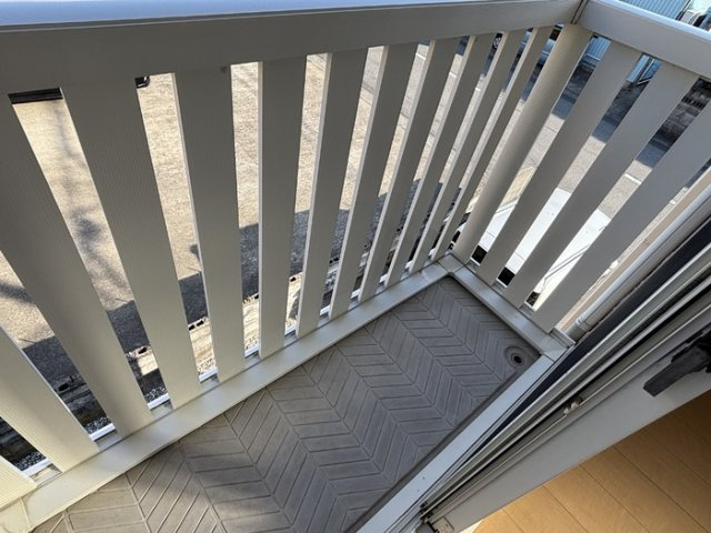 アペイス若杉のバルコニー