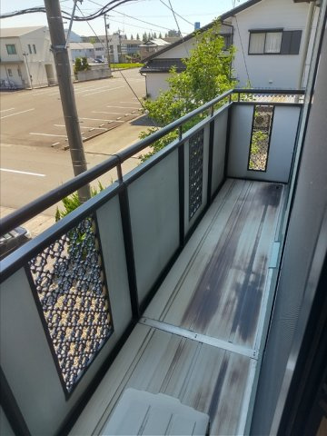 ライジング・ステージ・アイのバルコニー