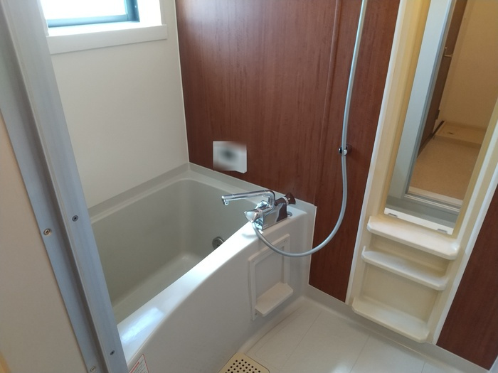 ライジング・ステージ・アイの浴室