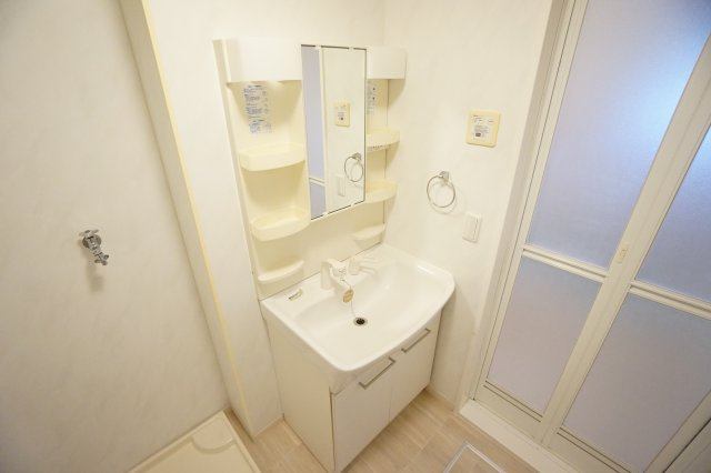 リビングタウン舟橋壱番館　Aの洗面所