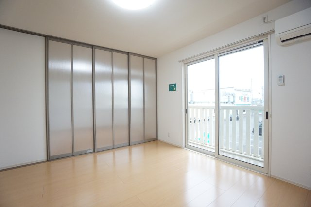 リビングタウン舟橋壱番館　Aの居間・リビング