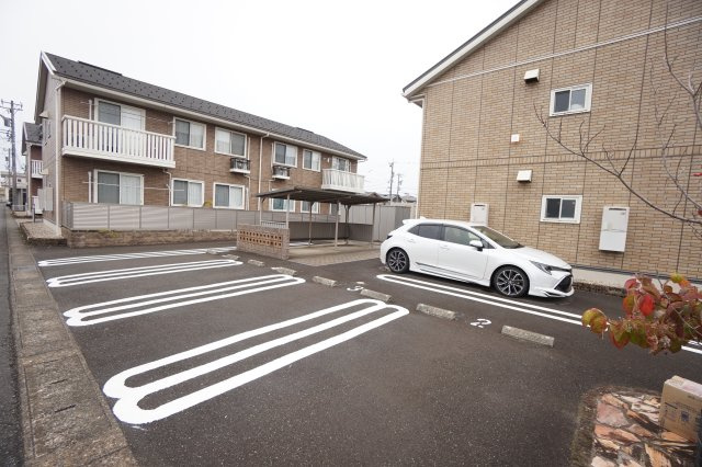 リビングタウン舟橋壱番館　Aの駐車場