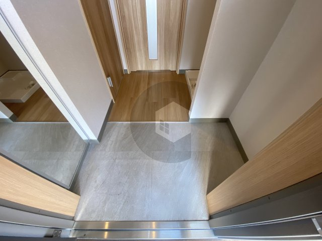 ドムス吉田の玄関