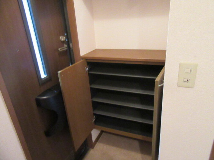 ブルーイースト　Ａの玄関