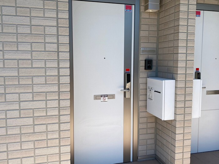 D-room　S・花堂南の玄関