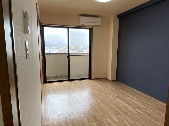 クレスト・デュオの洋室