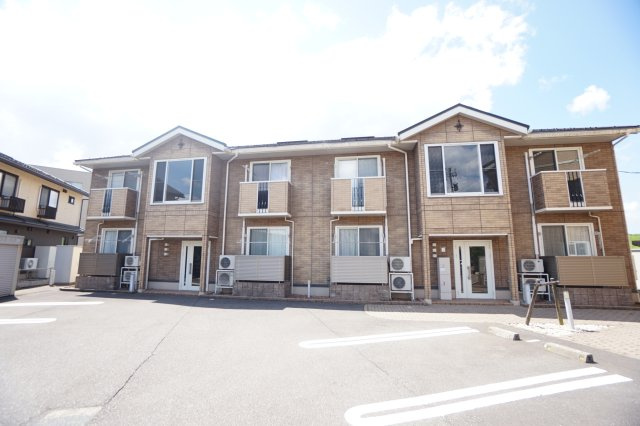 メゾン・グレイス　B棟の駐車場