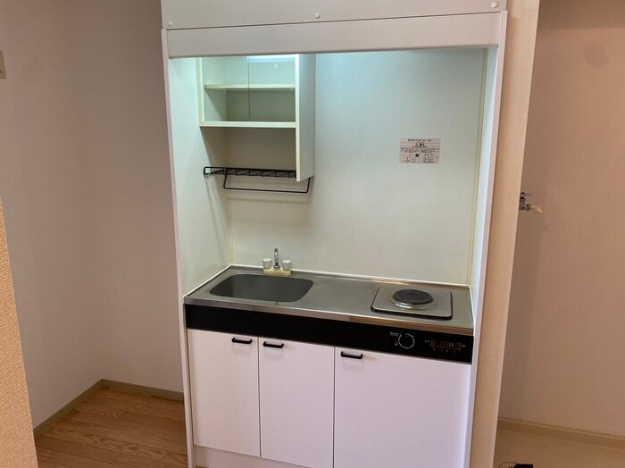 ロイヤルシャトー神中のキッチン