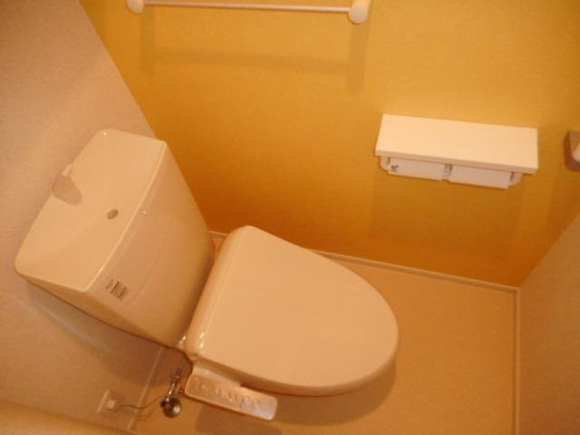 ヴェルソー加納のトイレ