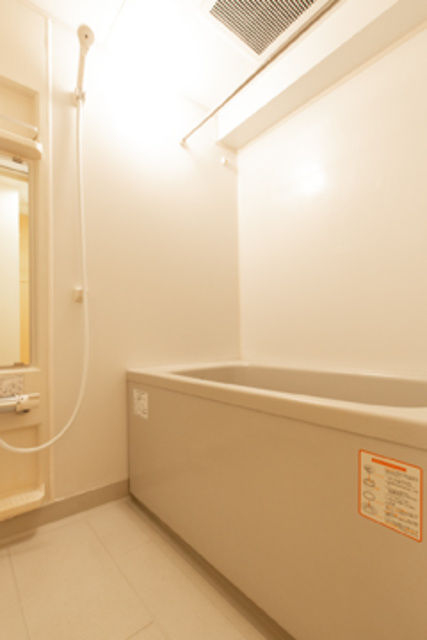 アルブル高輪の浴室|※写真は同タイプ住戸です。