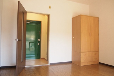 【内装】 | レジデンス天理 | 洋室