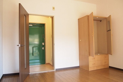 【内装】 | レジデンス天理 | 洋室