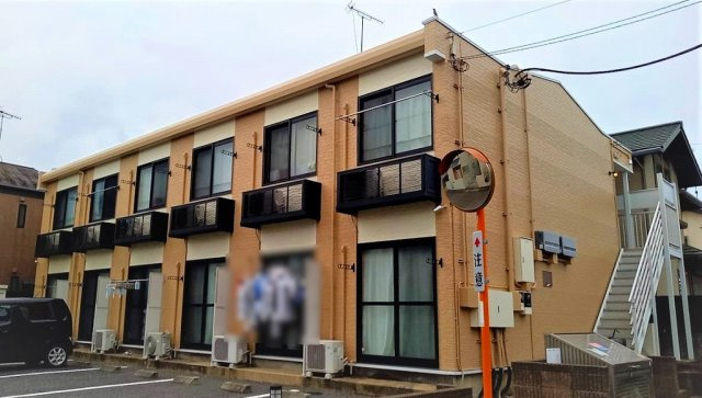 レオパレスＳＡＫＵＲＡの外観|外観は落ち着いています