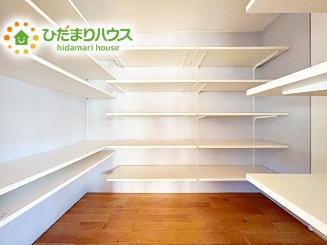 【収納】 | 水戸市笠原町　中古戸建 | パントリー完備で散らかりがちなキッチン回りもラクラクお片付けできちゃいます！(*^-^*)